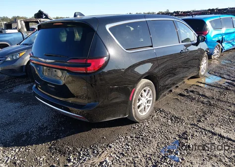 2025 Chrysler Pacifica Select z USA, uszkodzony, nr VIN 2C4RC1BG2SR577037